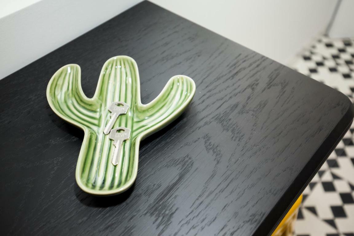 Get A Cactus And Books Studio OOporto Exterior foto